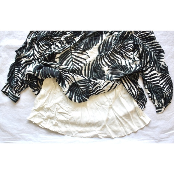 HUGO BOSS NWT BILINEA PLEASANT PALM FANTASY TUNIC TOP. SIZE US 4 (S) - Picture 14 of 16